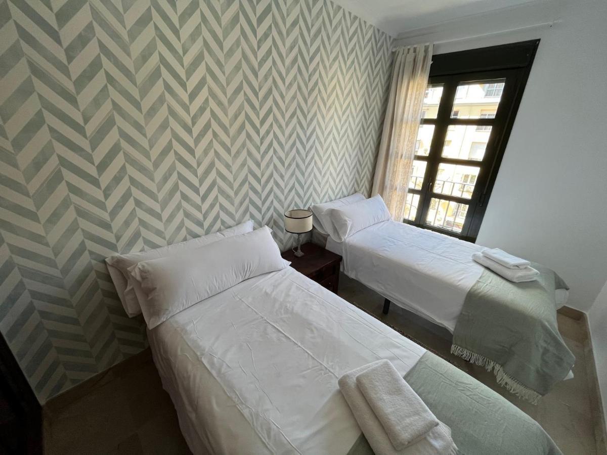 Amador Apartamento Familiar Centro Parking Amador De Los Rios إشبيلية المظهر الخارجي الصورة