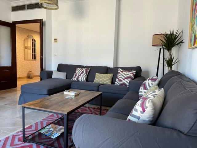 Amador Apartamento Familiar Centro Parking Amador De Los Rios إشبيلية المظهر الخارجي الصورة